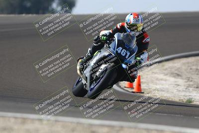 media/Nov-01-2025-TrackDaz (Sat) [[2b4d5192bc]]/B Group/1220pm (Turn 2 Outside)/